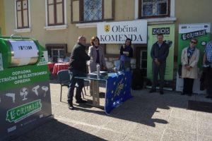 Nova možnost oddaje starih malih aparatov in odpadnih baterij11